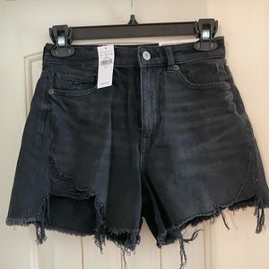 Black American Eagle highest rise mom shorts